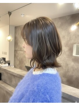 トゥルーブバイファースト(trove by first) 切りっぱなしボブ