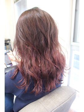 ジウ 上通り(JIU) 大人かわいい☆20代30代40代☆グラデーション×レッド☆ゆるふわ