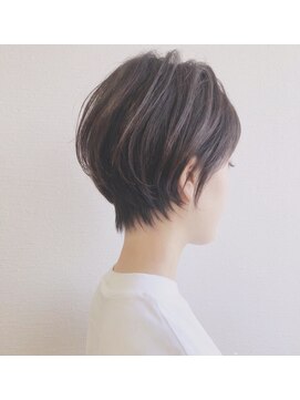 ヒラリヘアー(hirari hair) ショートボブ