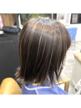 シアン 立川店(Shian) 切りっぱなしボブ×ナチュラルハイライト