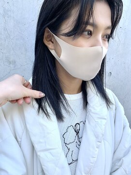 ノエ(noe) fashionに溶け込むブルーブラック