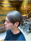 ハイトーンカラー×ナチュラルセンターパートオリーブグレージュ
