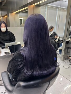 イキ 表参道(iki omotesando) デザインカラー／レイヤーカット/ウェットヘア/オリーブベージュ