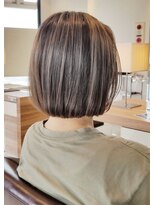 フロア(FLOOR)&nbsp;#ハイライトカラー#レイヤーボブ#ボブはおまかせ