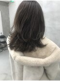  レイヤーカットウルフカットオリーブベージュハイライトカラー