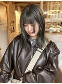 オリーブグレー