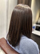 ロナロナ&nbsp;髪質改善大人レイヤースタイル　シックなパープルカラー