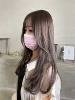 シアン(cyan) ロングレイヤー×ベージュカラー