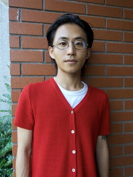 イェン(Yen.) スリックバック 刈り上げショート グレー