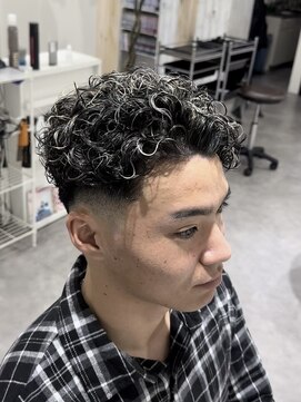 メンズファースト(men's FIRST) 長め極道パーマ