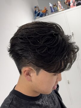 曲がる縮毛矯正専門 バイ レイズルーツ 名駅(曲がる縮毛矯正専門 by RAYS ROOTS) 名古屋フェザーパーマニュアンスパーマ曲がる縮毛矯正