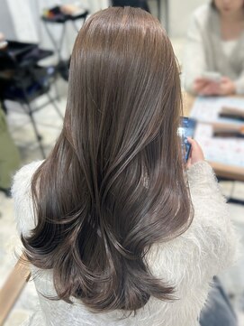 エヌアイ オモテサンドウ(ni omotesando) ☆ツヤ感たっぷりショコラベージュ くびれヘア☆