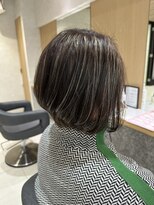 アース 新越谷店(HAIR&MAKE EARTH)&nbsp;白髪ぼかしハイライトカラー/ショートボブ