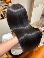 リタ(Lita.)&nbsp;縮毛矯正/髪質改善ストレート/褒められ髪/モテ髪【新保/青江】