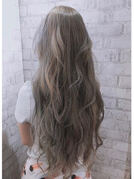 オルト(Ort) （お客様スナップ）ホワイトベージュ×ルーズカール