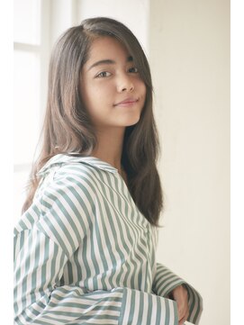 トリエラ(TRIELA) シフォンレイヤースタイル