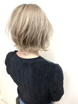 エヌプラス(N+)&nbsp;黒髪グラデヘアーオリーブグレー小顔に見せるヘアココアベージュ