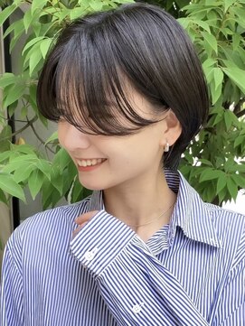 ビュー フクオカ(VIEW FUKUOKA) 美髪にオトナかわいいホワイトグレージュネビージュショートボブ