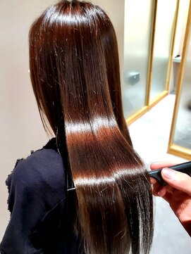 トローノ 栄(TRONO) 【TRONO　岩田】