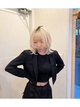 リングバイモアムー(Ring by Moremuu) ウルフカット