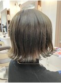 肩上ショートボブ