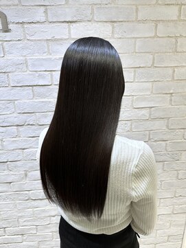 アッシュ 大宮店(Ash) ブリーチ縮毛矯正【インナーブリーチ】