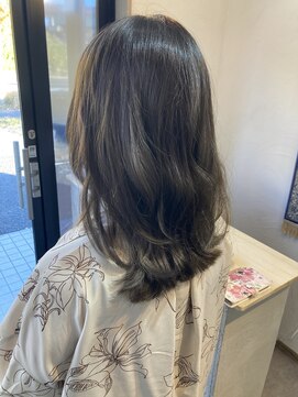 サンデイ(SUNDAY) 透明感グレージュ