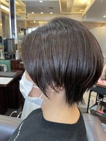キャラ 池袋本店(CHARA) 暑さ対策もバッチリ！ショートボブにイメチェンカット♪【池袋】