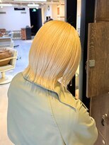 ヘアリゾート粋 ウナム 新宿東口店(enam)&nbsp;ハイトーン/ホワイトベージュ/切りっぱなしボブ