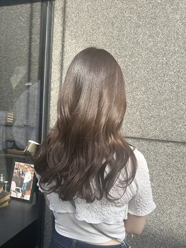 トロワエピ 表参道(Trois epis) 大人オリーブベージュ