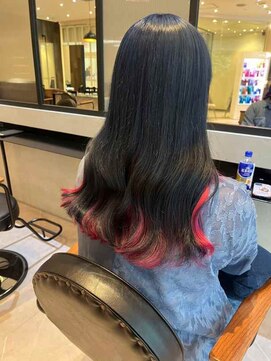 ダブル(W) インナーカラー/黒髪×蛍光ピンク/韓国ウェーブ