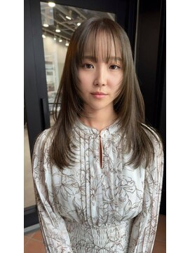 ウェイビーズ(WAVY'S) layer cut × oive beige