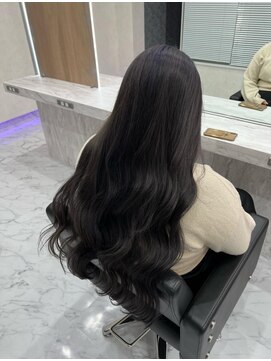 ミニョン(mignon) 韓国/ダブルカラー/ブリーチ/ピンク/学割U24/新越谷/南越谷/草加