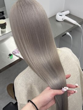 ニューワン バイ ネイバー 立川(Newone by neighbor) ホワイトグレージュ　（ブリーチ/立川/ケアブリーチ）