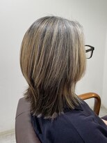 オシャマ ヘアー サンク 二川店(Oshama hair CinQ5)&nbsp;脱白髪染めハイライト、ミディアムレイヤー