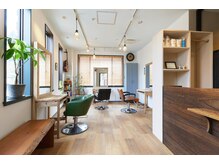 晴れの雰囲気（1階なのに明るい店内◎）