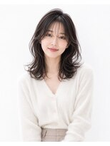 ツミカヘアーサロン(TSUMICA hair salon)&nbsp;大人韓国風くびれミディアムレイヤー×シースルーバング