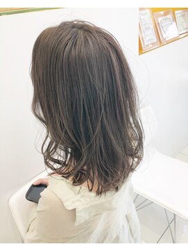 フェイス 石川町 (FACE) オリーブベージュ