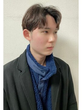 ヒロギンザプレミアムバーバースパ パレスホテル店(HIRO GINZA) センターパート/ツーブロック/理容室/大手町