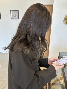 エテ(ete) オリーブグレージュ