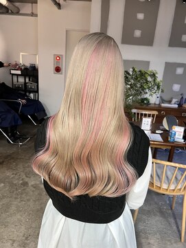 エインアンリー 明治神宮前(AIN.ANLY.) インナーカラー/デザインカラー/ハイトーンカラー/ダブルカラー