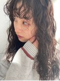 大人のお色気無造作パーマ