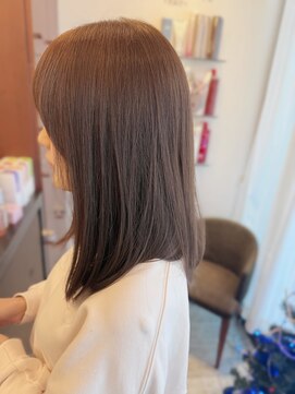 マーリャヘアー(mallia hair) レイヤースタイルレイヤーカットロングレイヤー小顔スタイル