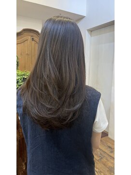 ユニカ バイ ベル 吉祥寺(unica by Belle) たっぷりレイヤー×グレージュカラー