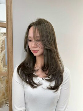 ネウィ ファミ 吉祥寺(newi fhami) 大人かわいいエギョモリ ミルクティーブラウン ひし形シルエット