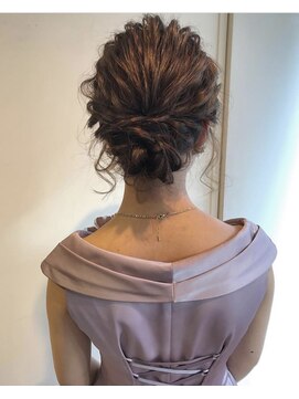 フィガロ ウメダ(FIGARO UMEDA) 【FIGARO umeda】大人かわいいお呼ばれスタイル