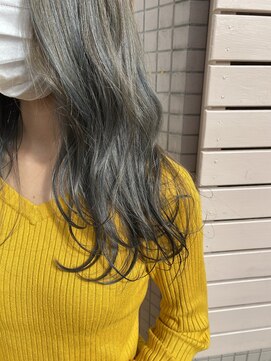 イーハトーヴヘアー(Yehatov) ロング×グレージュカラー3