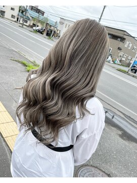 ホワイト(WHITE) [WHITE RYOTA]みんな大好きグレーアッシュグレー