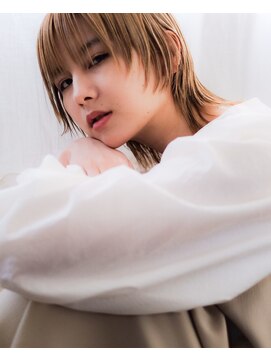 エマ 谷山店(EMMA) マッシュウルフ マッシュレイヤー ウルフレイヤー ベージュ