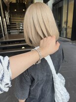 ロンド レア 天神大名店(Lond Le’a) ドレスヘア/ショコラアッシュ/ヘルシースタイル/インナーカラー